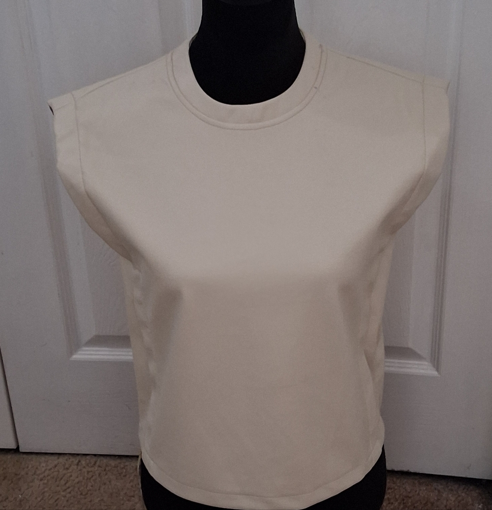 NWT Steve Madden Cream Faux Leather Sleeveless Top         Size XS
